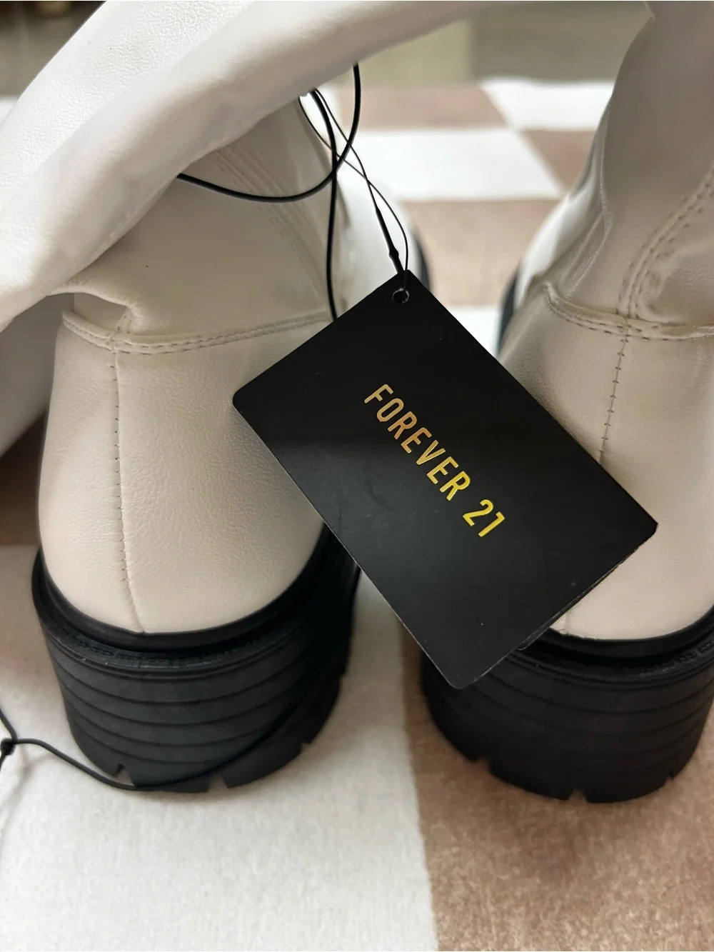 N/A stylish white